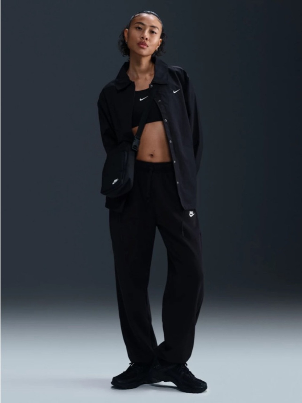Nike Women's Sportswear Club Fleece Mid-Rise Oversized Sweatpants size M